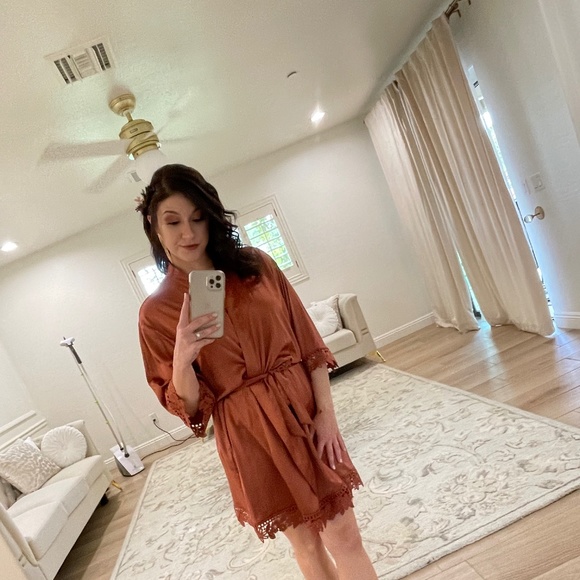 Meet your Posher, Stefani - Picture 1 of 1